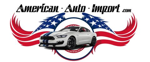 Logo American-Auto-Import.com : voiture de sport blanche à bandes bleues, encadrée par des ailes stylisées drapeau américain.